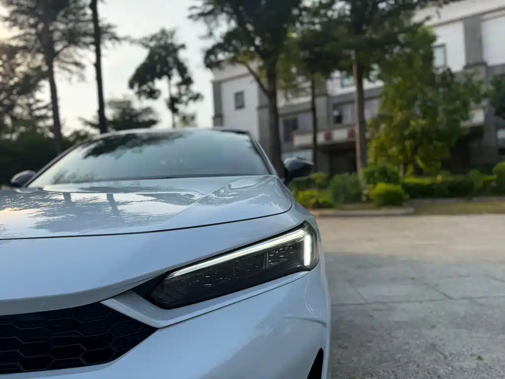 Honda Civic — миниатюра 15