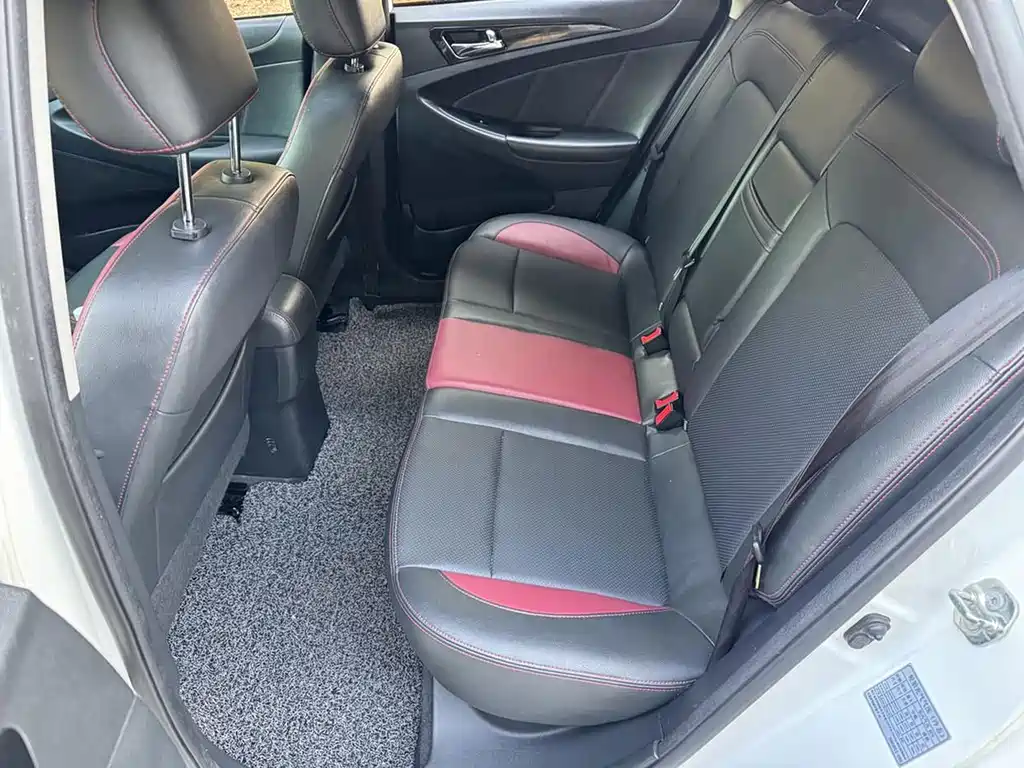 Changan Eado XT — миниатюра 9