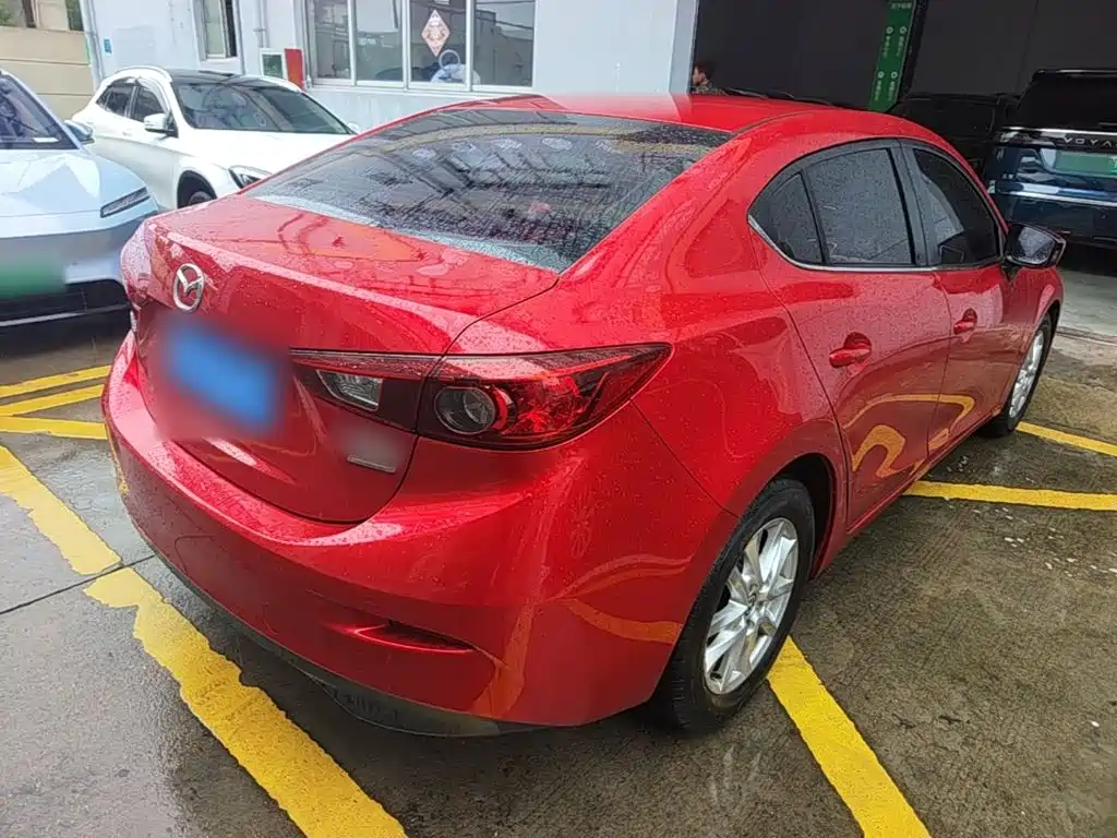 Mazda Mazda3 3 2016 1.5L AT Comfort