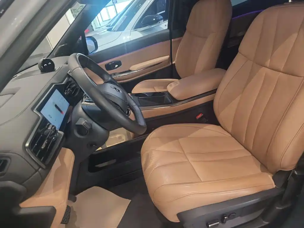 NIO ES8 — миниатюра 15