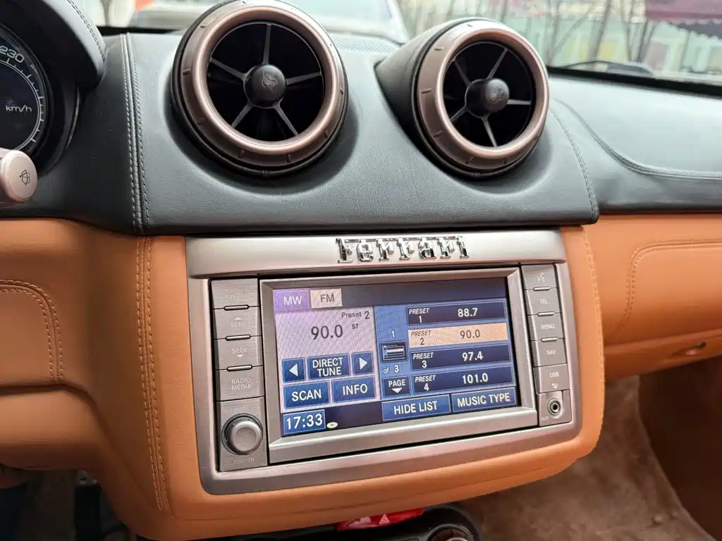 Ferrari California T — миниатюра 9