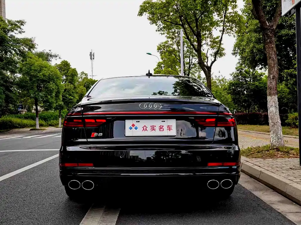 Audi S8 — миниатюра 4