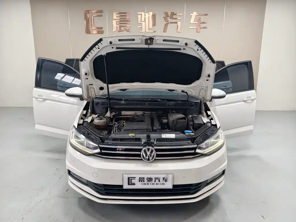 Volkswagen Touran — миниатюра 10