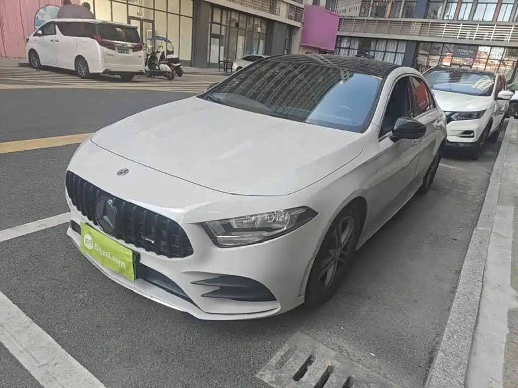Mercedes-Benz A-Class — миниатюра 2