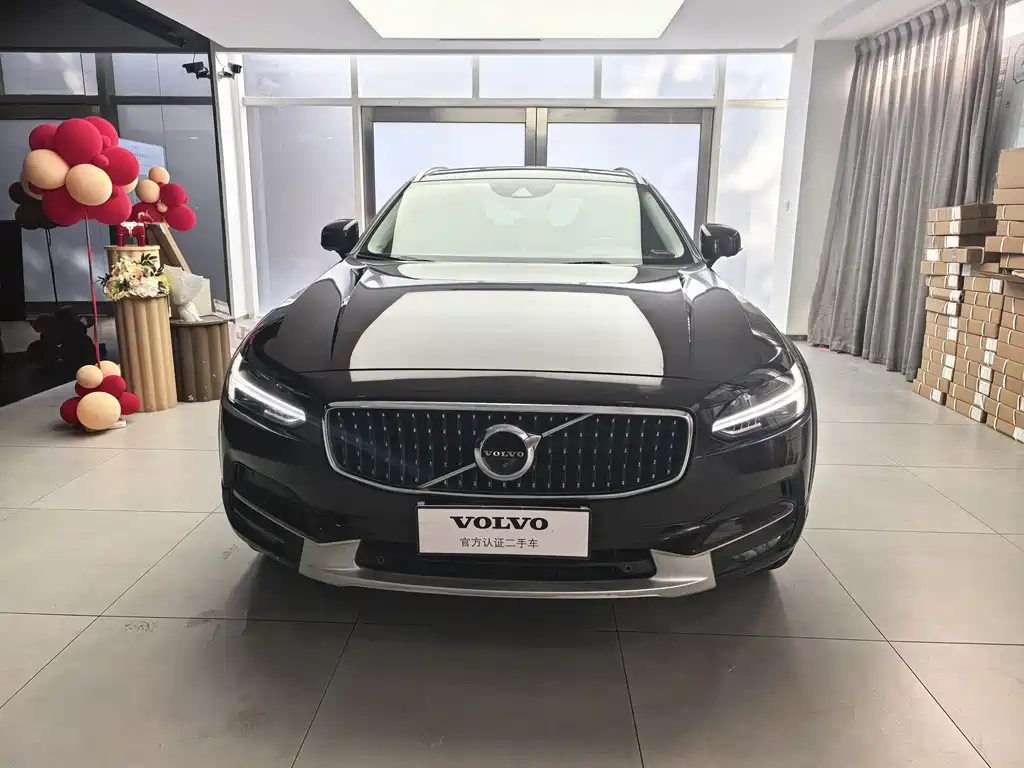 Volvo V90 2017 Cross Country T5 AWD