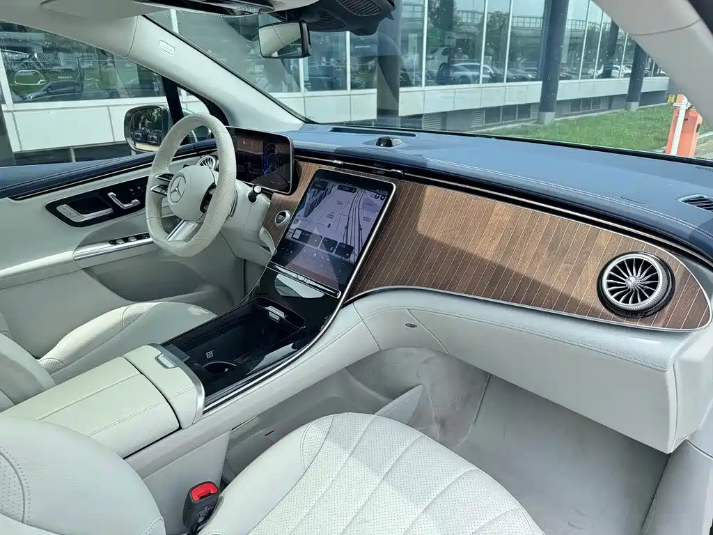 Mercedes-Benz EQE SUV 2024 500 4MATIC Luxury