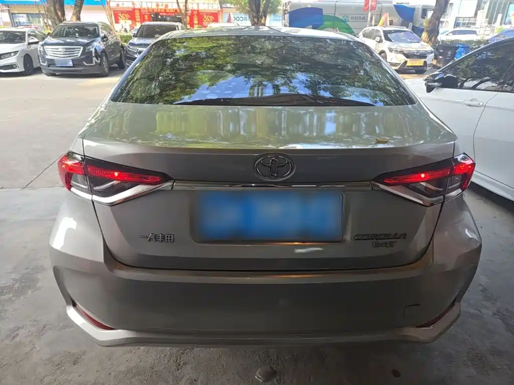 Toyota Corolla — миниатюра 6