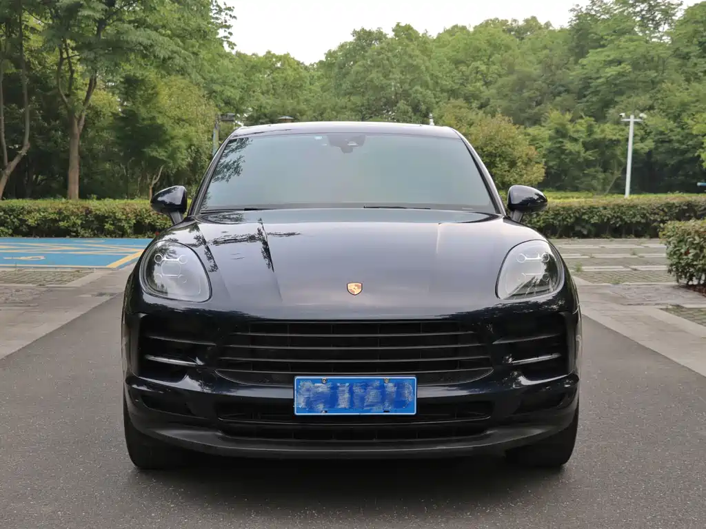 Купить Porsche Macan