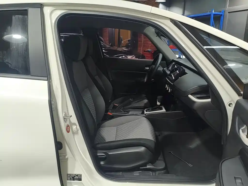 Honda Fit — миниатюра 10