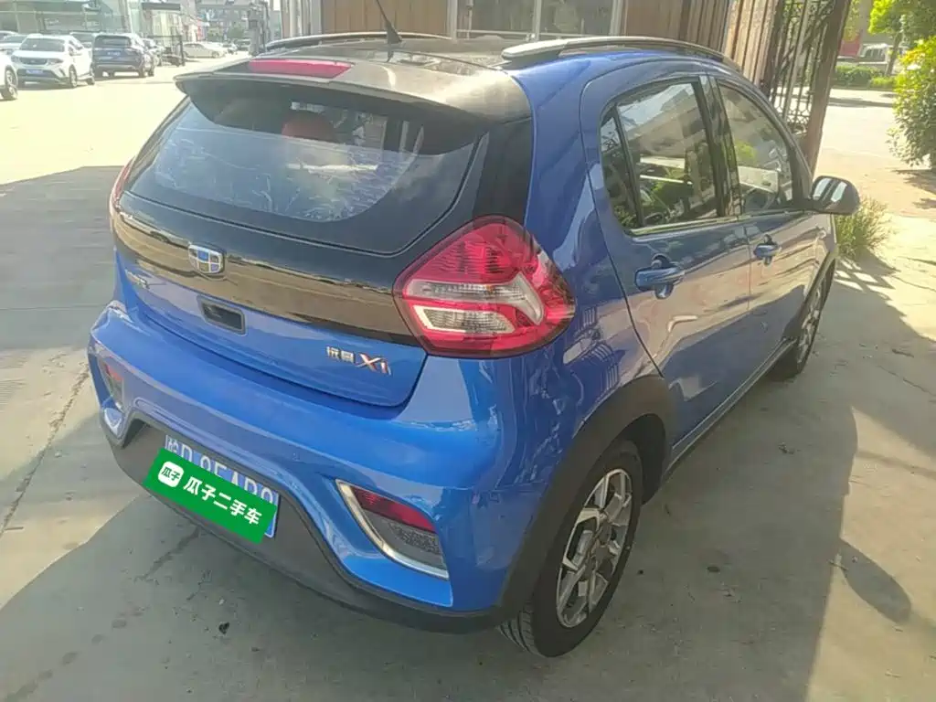 Geely Vision X1 — миниатюра 7