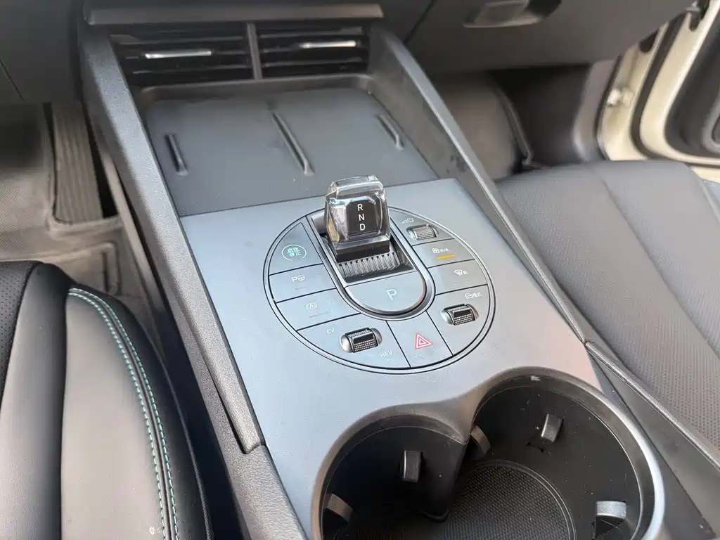 BYD Seal 06 — миниатюра 13