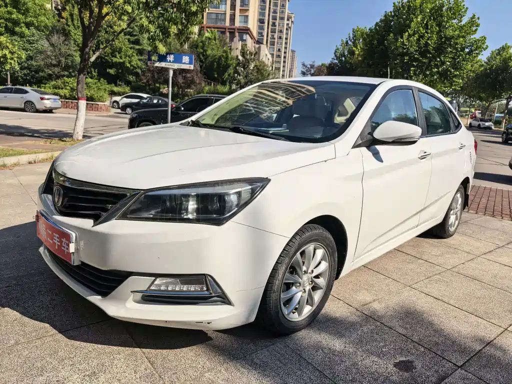 Changan V7 — миниатюра 2