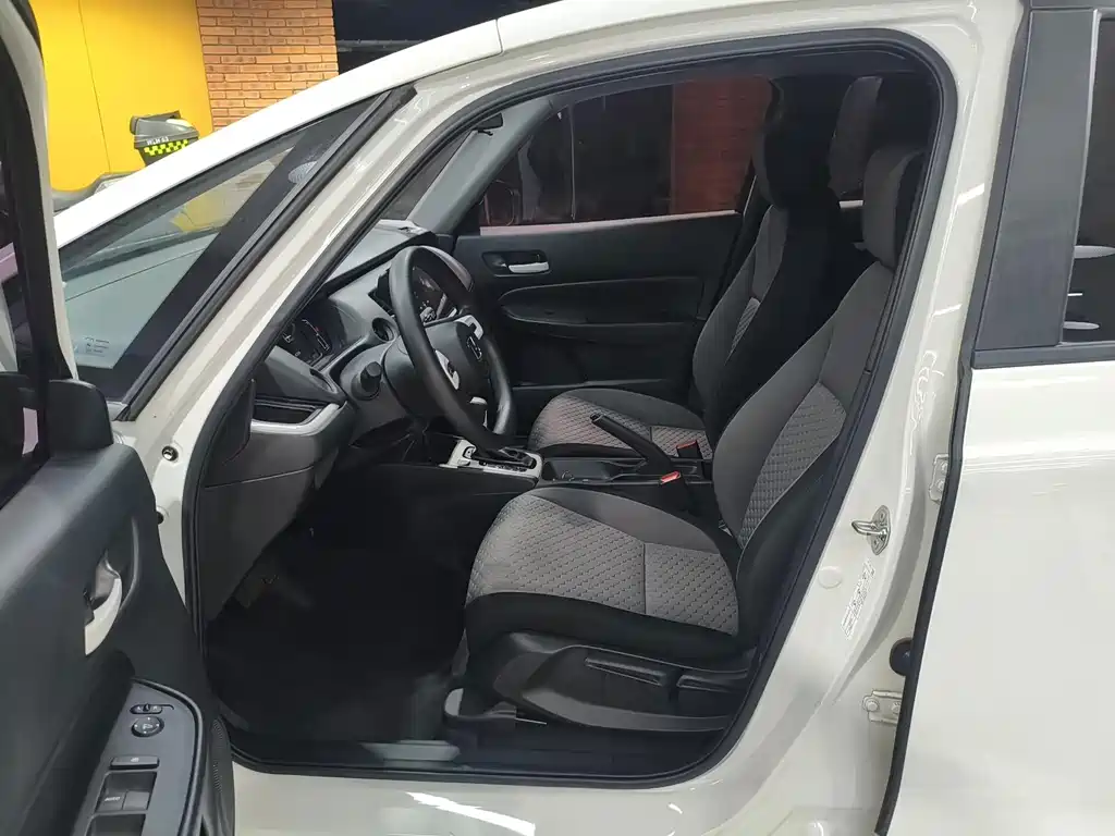 Honda Fit — миниатюра 9