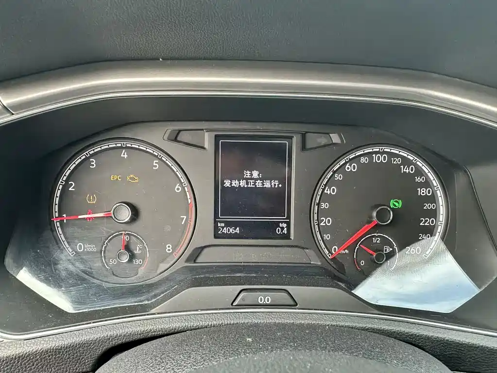 Volkswagen T-Roc — миниатюра 9