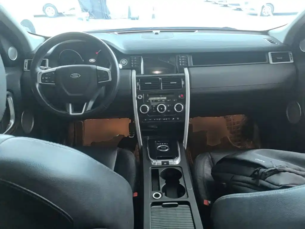 Land Rover Discovery Sport — миниатюра 10