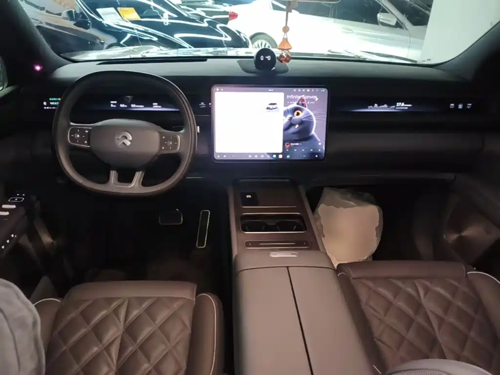 NIO ES8 2026 мест Executive