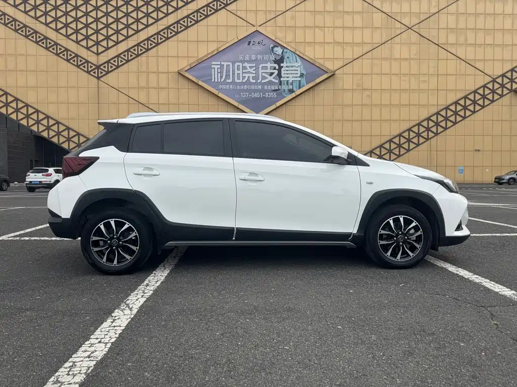 Toyota Yaris L — миниатюра 8