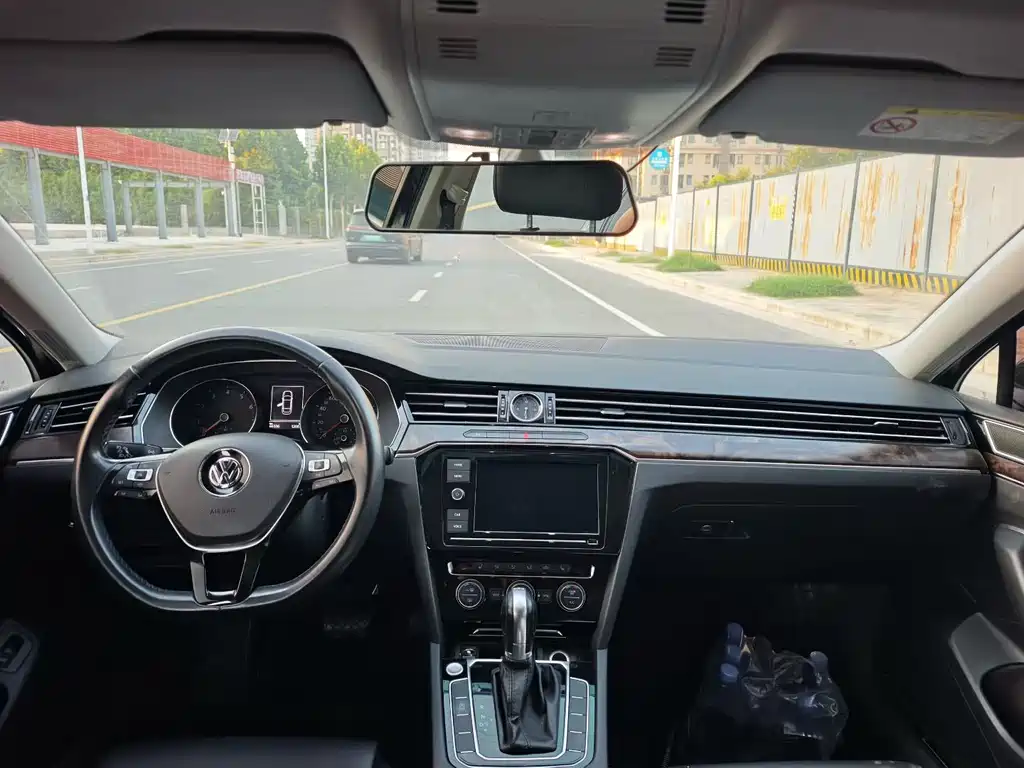 Volkswagen Magotan — миниатюра 5