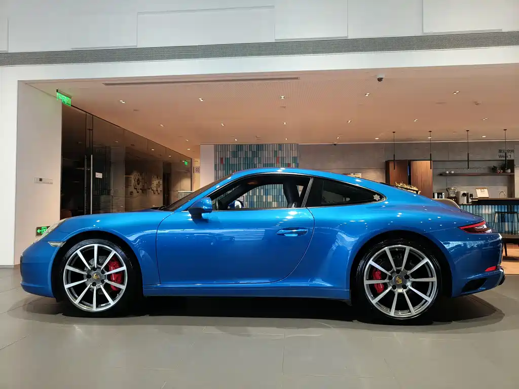 Porsche 911 2016 Carrera 3.0T