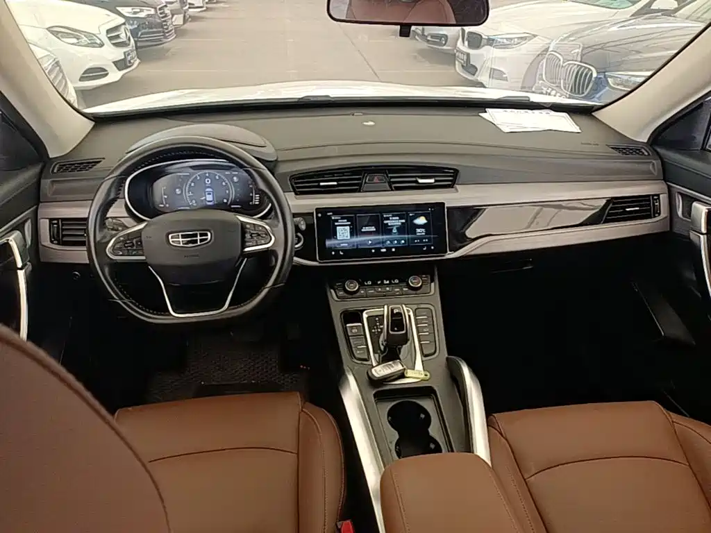 Geely Boyue — миниатюра 10