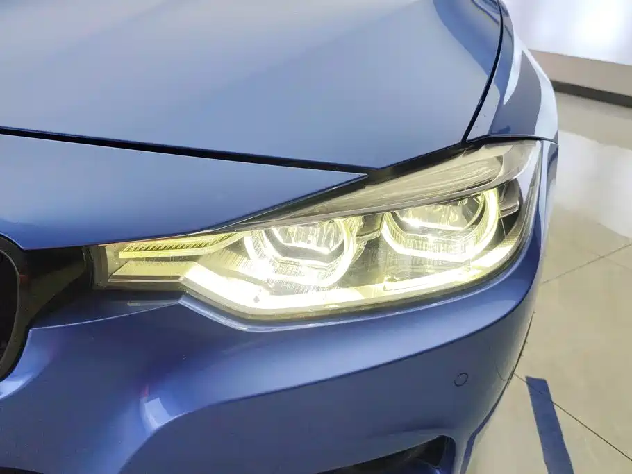 BMW 3 Series — миниатюра 5