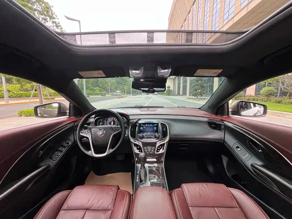 Buick LaCrosse — миниатюра 9