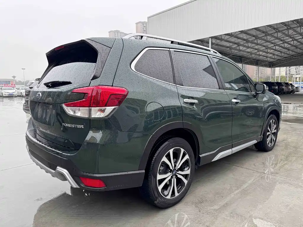 SUBARU FORESTER
