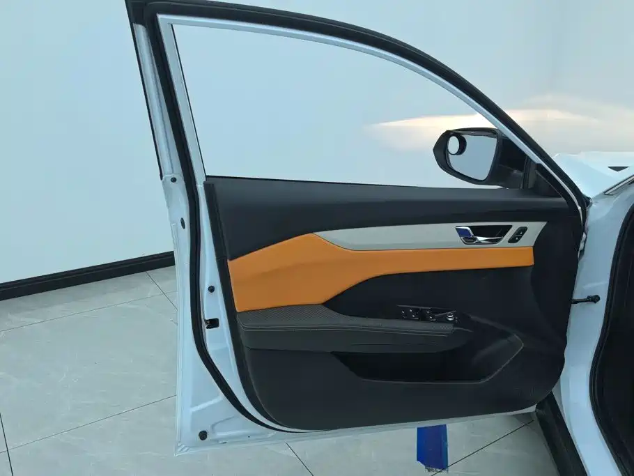 Aeolus Yixuan — миниатюра 7