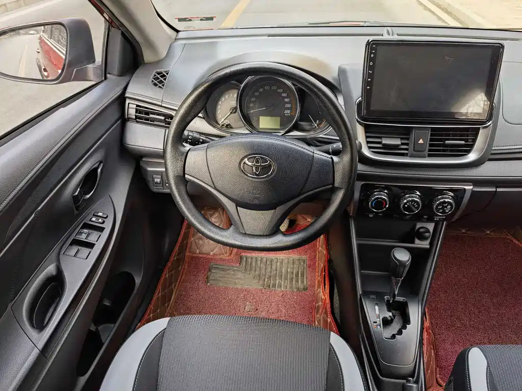 TOYOTA YARIS L ZHIXUAN