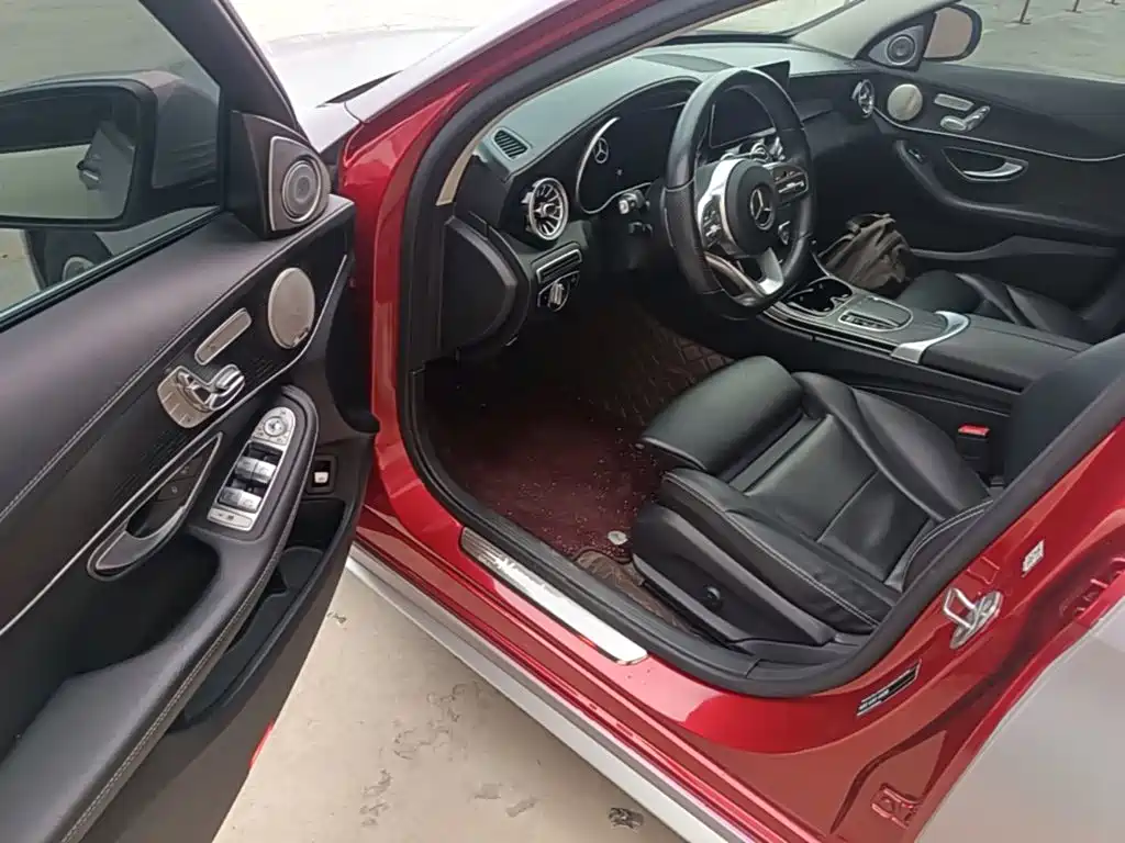 Mercedes-Benz C-Class — миниатюра 16