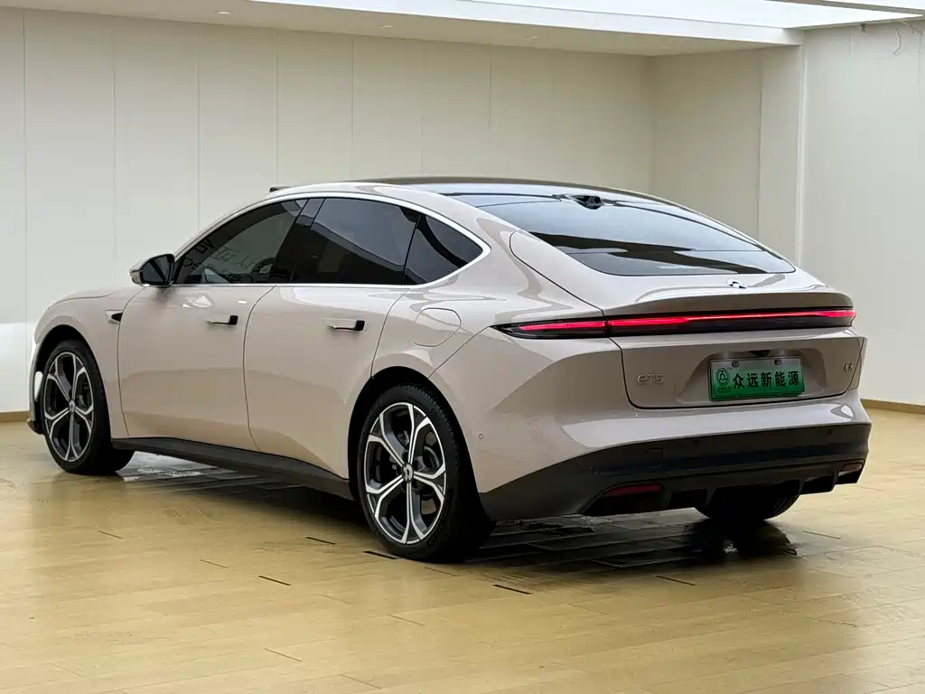 NIO ET5 — миниатюра 8