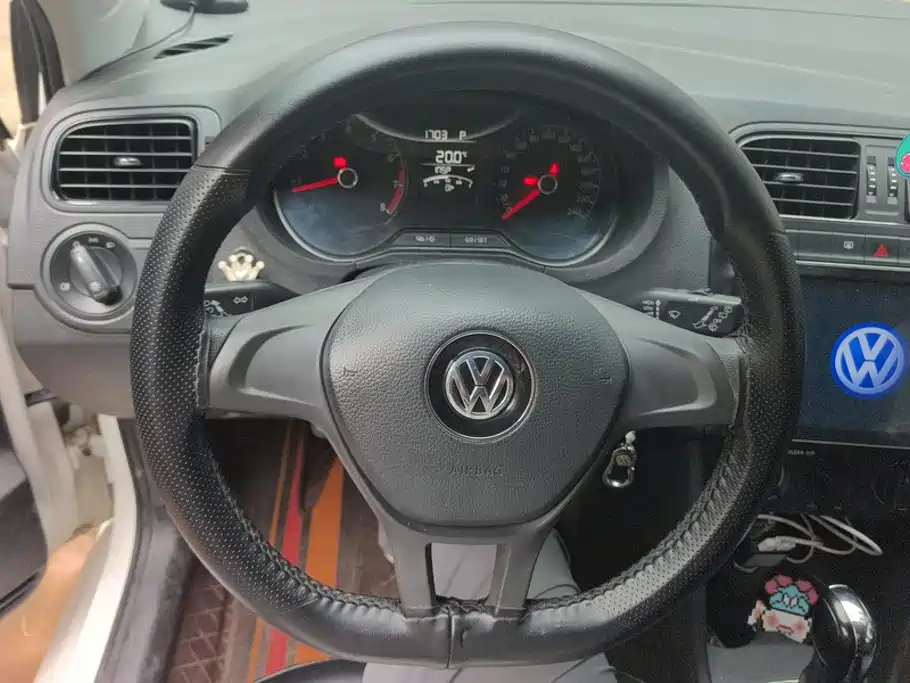 Volkswagen Polo — миниатюра 15
