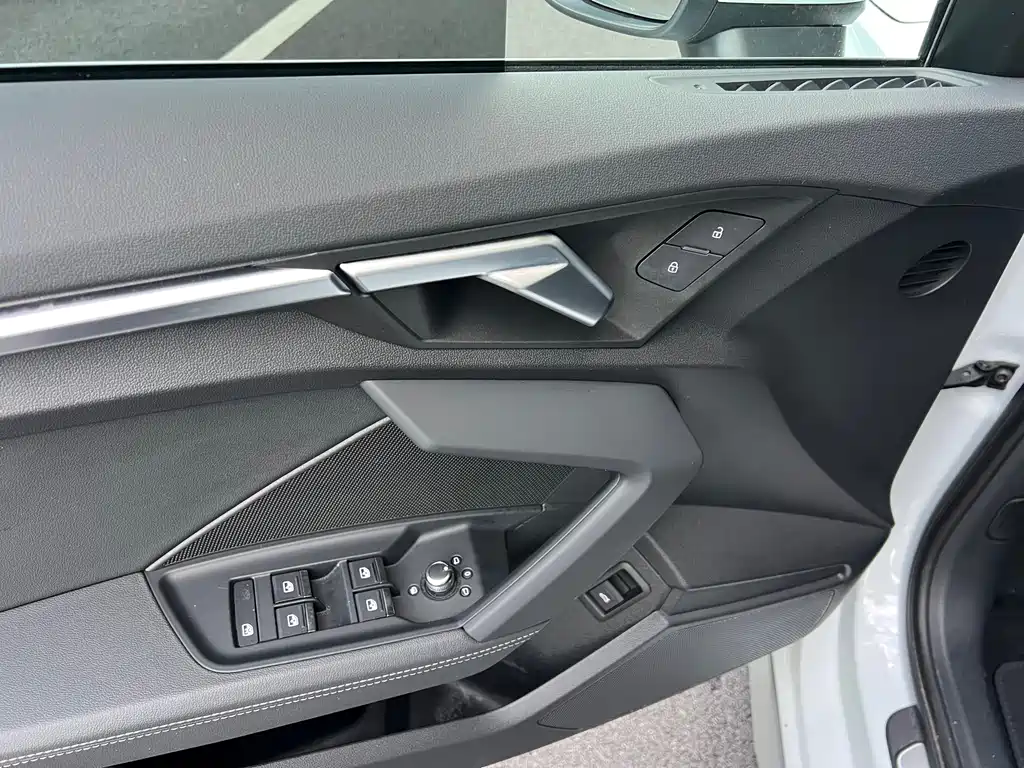 Audi A3 — миниатюра 8