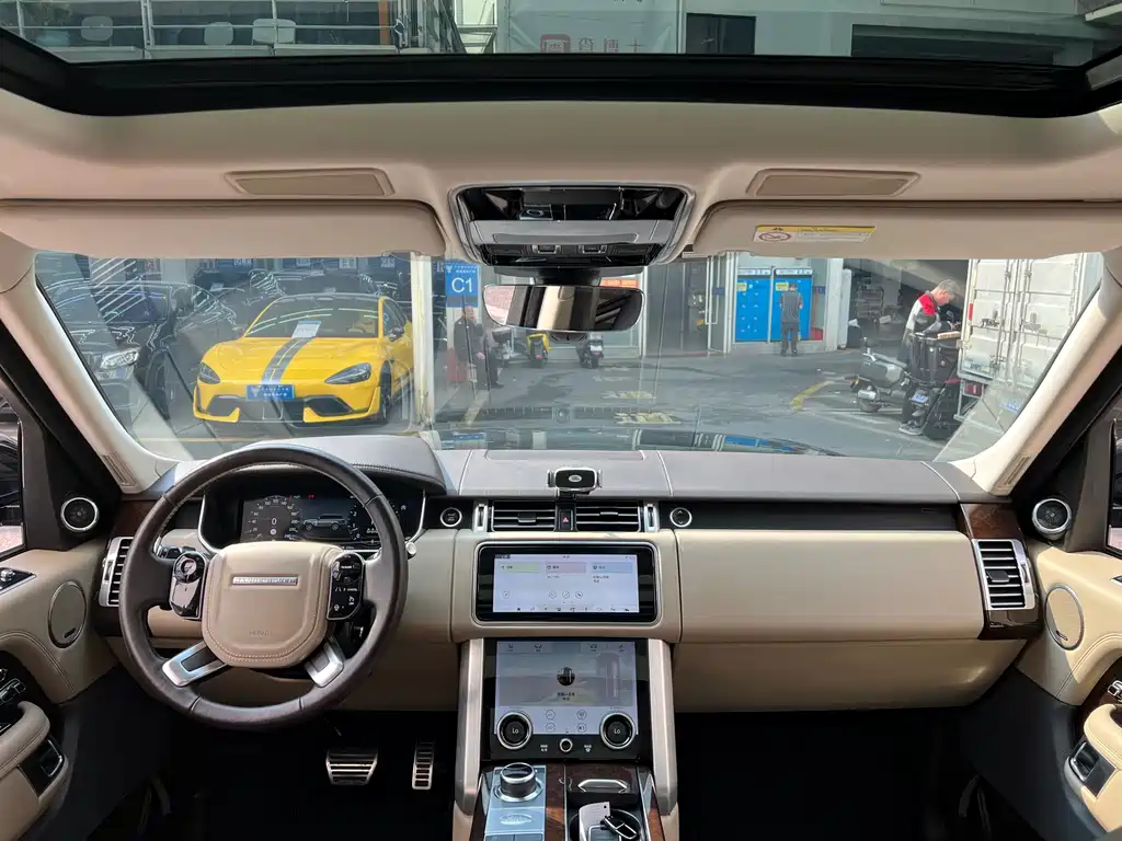 LAND ROVER RANGE ROVER