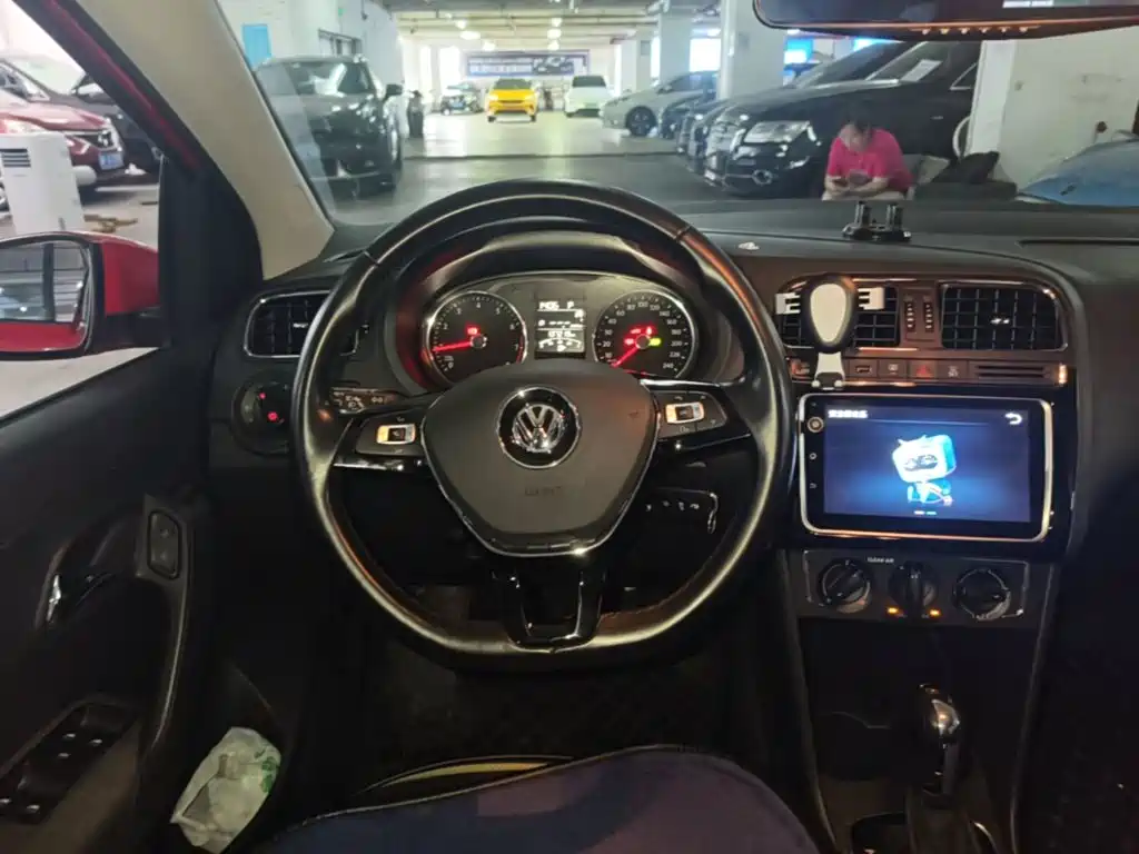 Volkswagen Polo — миниатюра 11