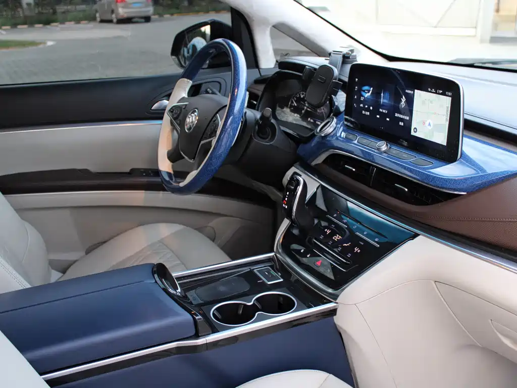 Buick GL8 — миниатюра 14