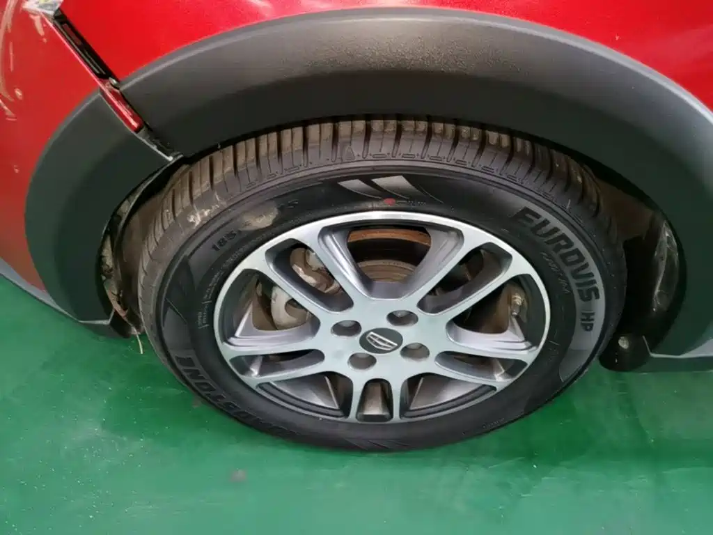 Geely Vision X1 — миниатюра 23
