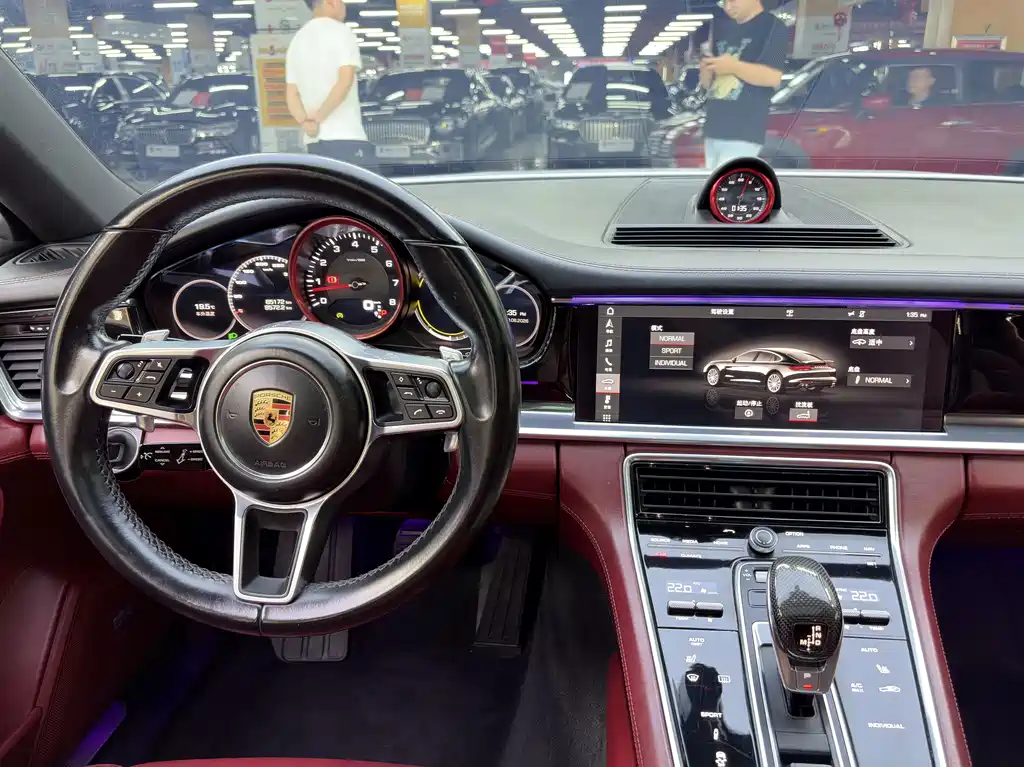 Porsche Panamera — миниатюра 13