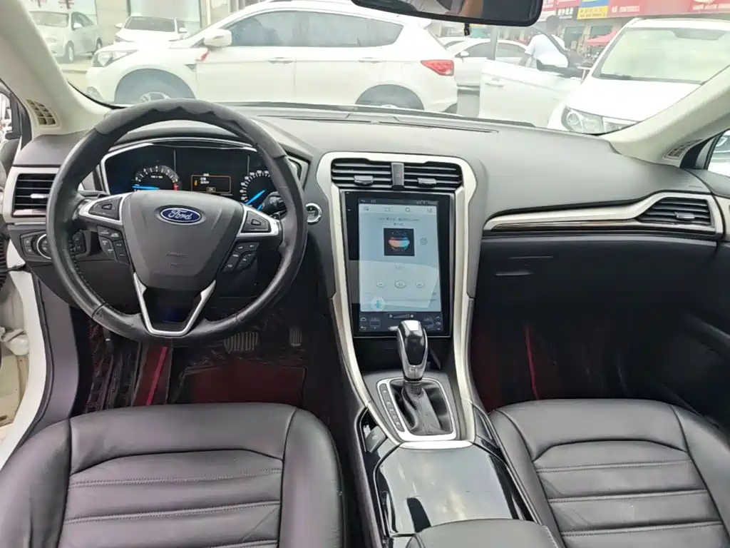 Ford Mondeo — миниатюра 10
