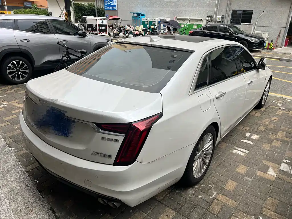 Cadillac CT6 — миниатюра 8