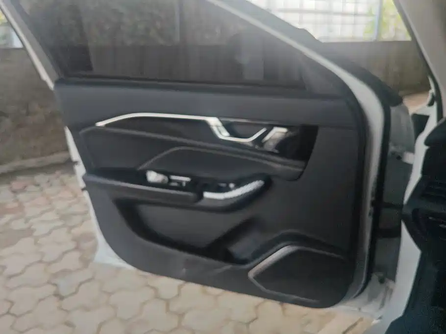 Bestune B70 — миниатюра 7
