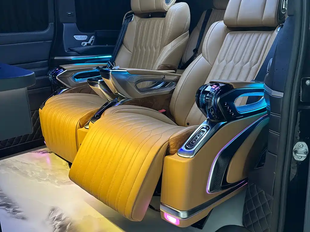 Mercedes-Benz V-Class (Import) — миниатюра 10