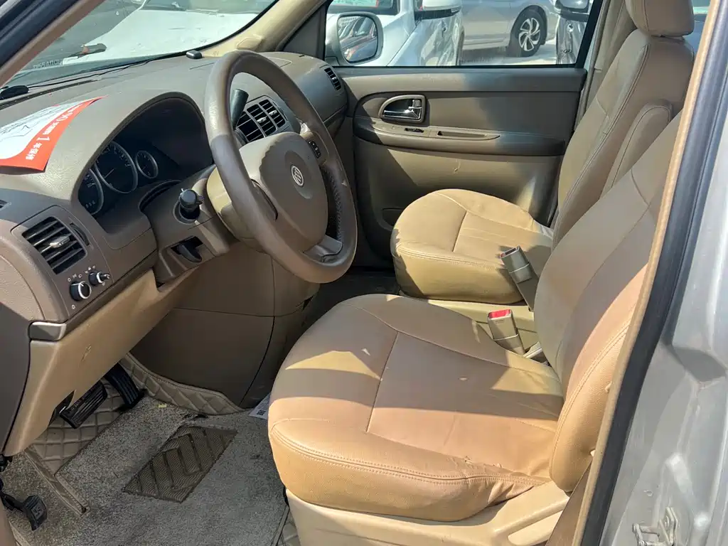 Buick GL8 2013 2.4L Comfort