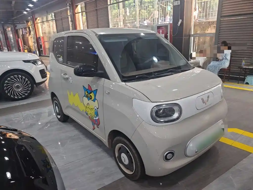 Wuling MINIEV — миниатюра 4