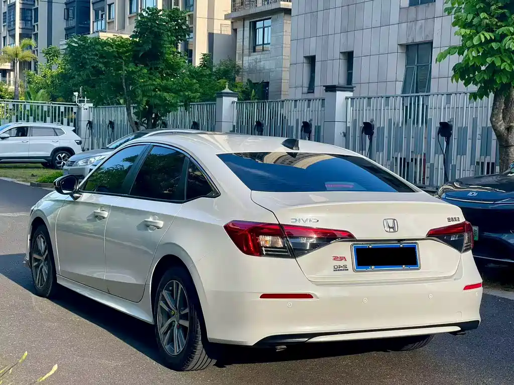 Honda Civic — миниатюра 7