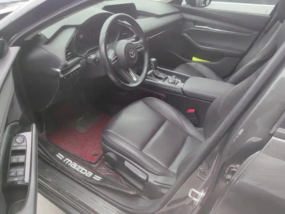 Mazda 3 Axela — миниатюра 9