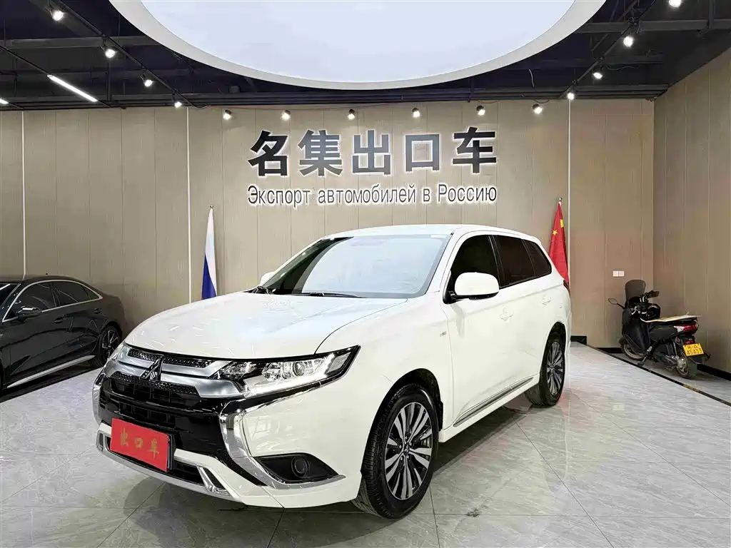 Mitsubishi Outlander 2022