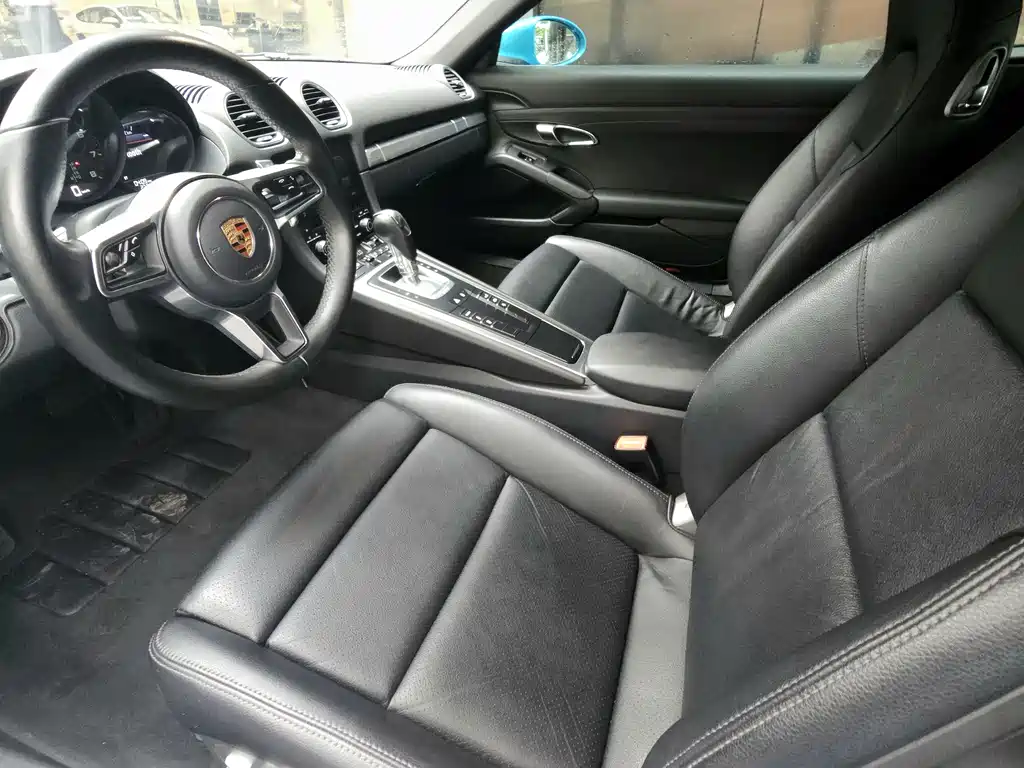 Porsche 718 2018 Cayman 2.0T