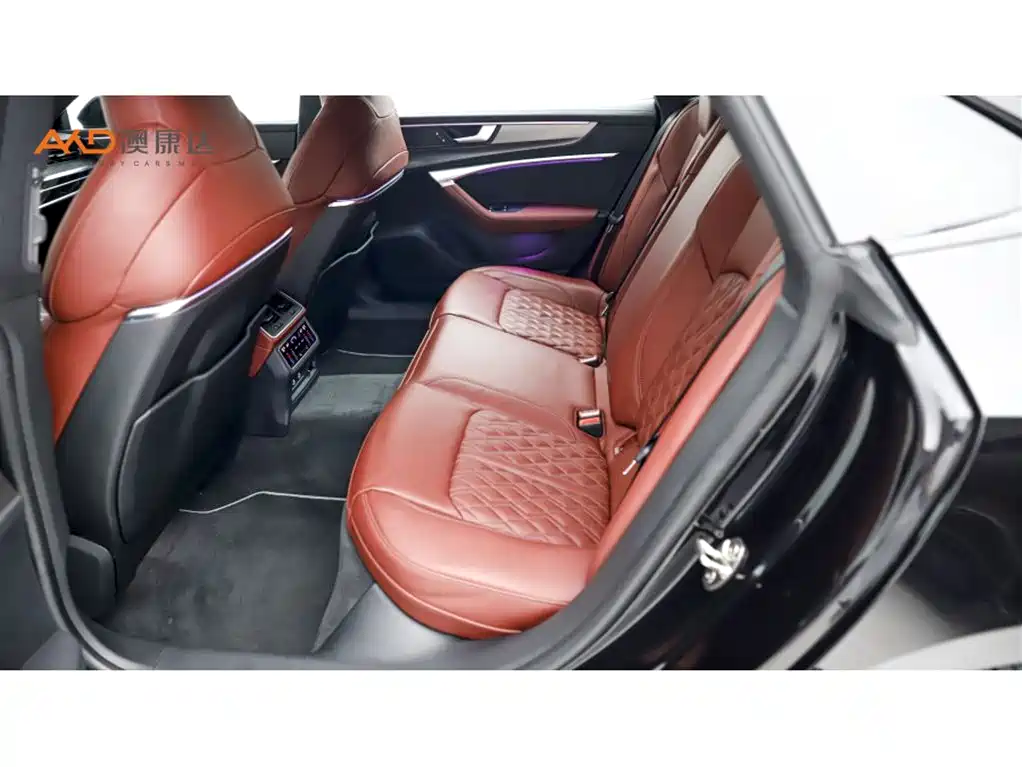 Audi A7L 2024 45 TFSI quattro S-line