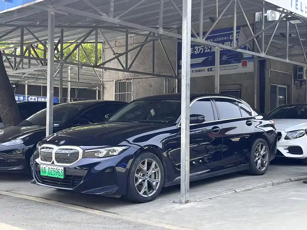 BMW i3 2023